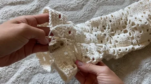 Floral Long Sleeve Crochet Top: Spring Garden Pattern — photo 2
