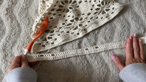 Floral Long Sleeve Crochet Top: Spring Garden Pattern — photo 3