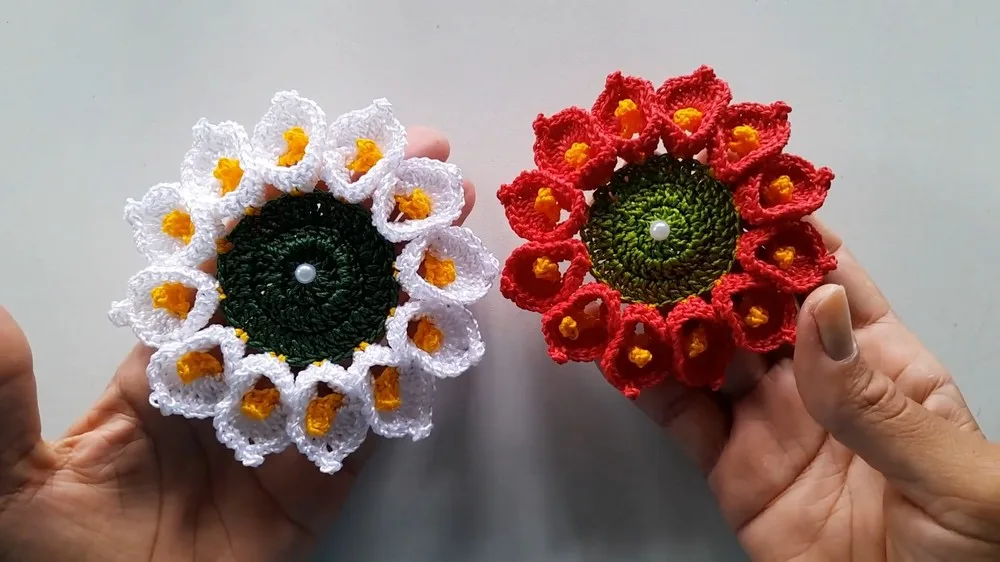 Gorgeous Free Crochet Flower Pattern for Accessories & Home Decor — photo 2