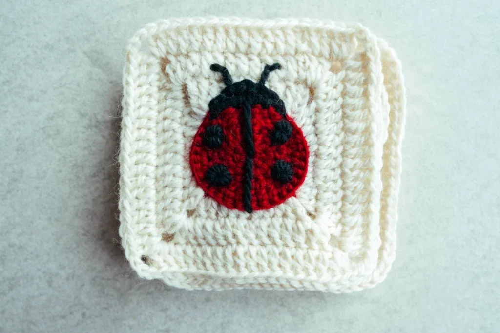 Ladybug Granny Square: Free Crochet Pattern for a Cute 3.5-Inch Square