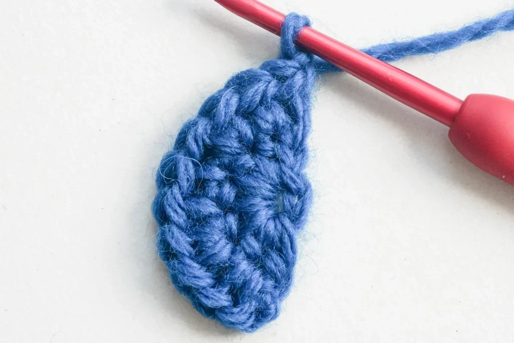 Crochet Shark Granny Square: Free 5-Round Pattern — photo 5
