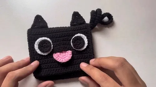 Crochet animal pouch and wallet for small essentials β photo 2