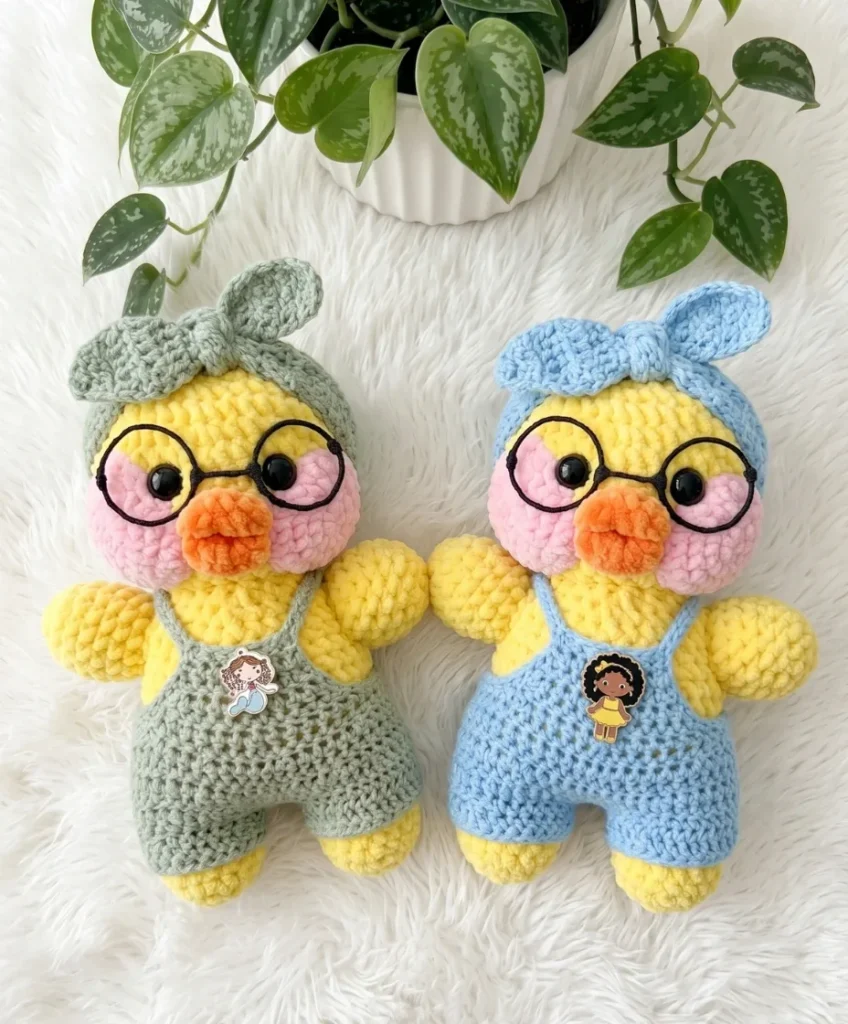 Crochet duck amigurumi pattern with removable overalls