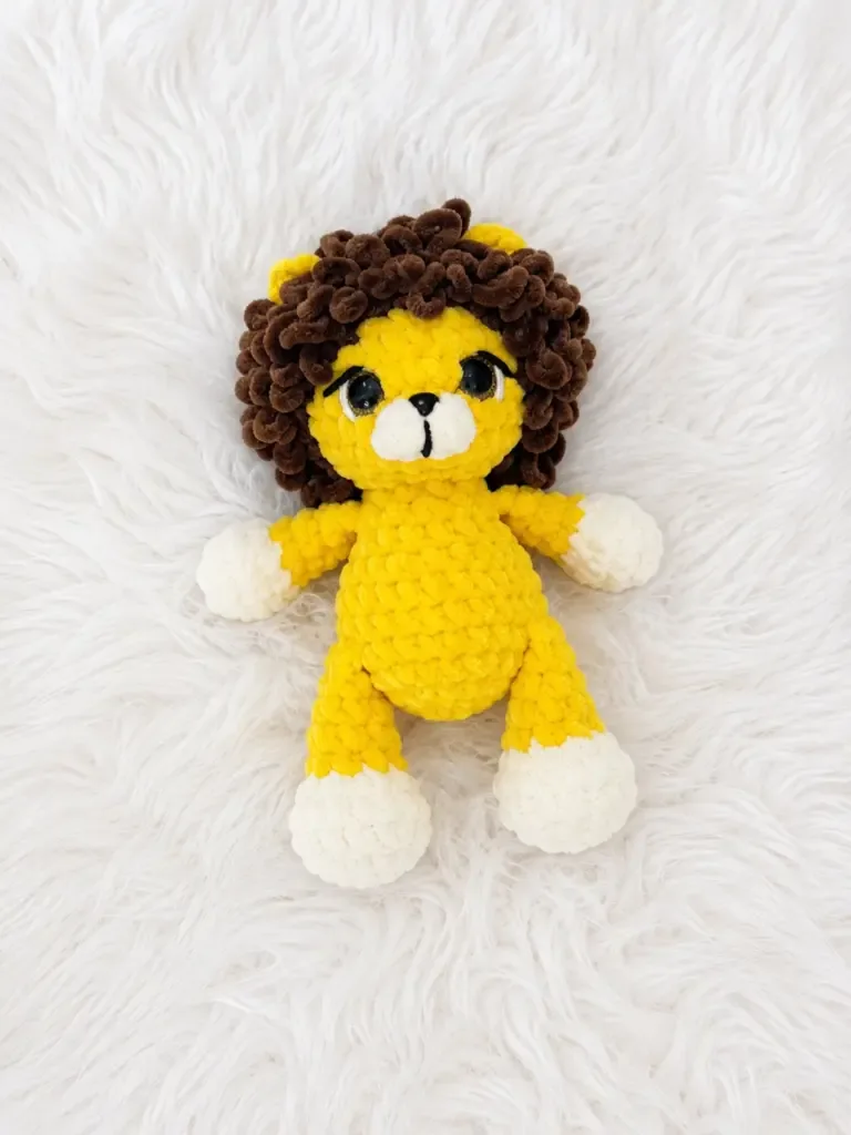 Crochet Lion Plushie: A Soft, Huggable Beginner-Friendly Amigurumi β photo 3