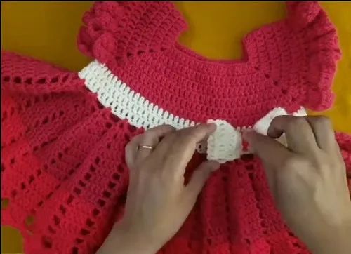 Crochet Yoke-Down Baby Frock With Shell And V Stitch — photo 2