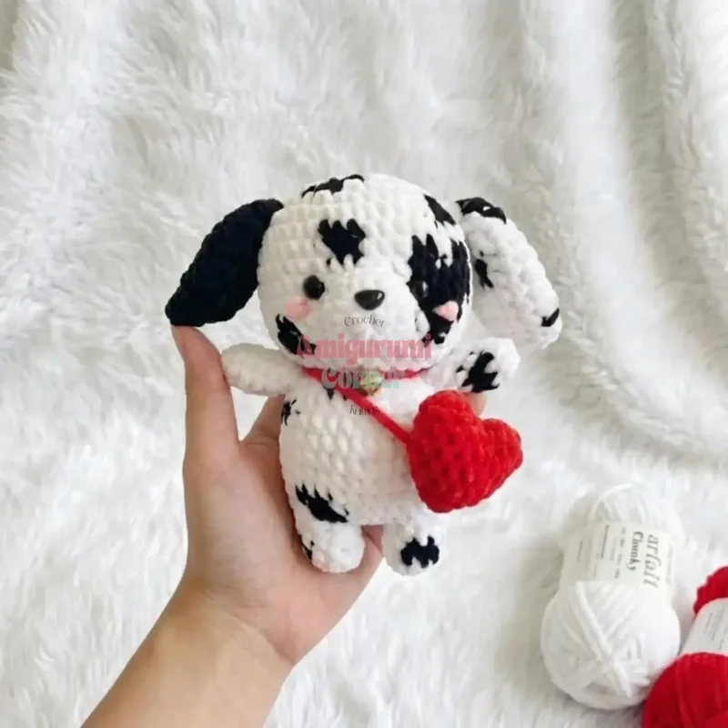 Spotted Dalmatian Puppy Amigurumi Pattern With Heart Bag β photo 2