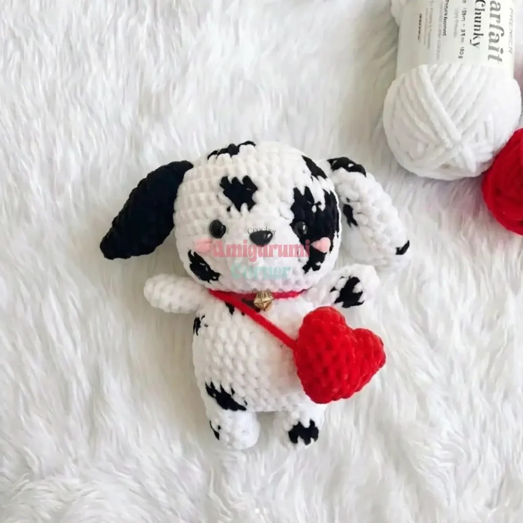 Spotted Dalmatian Puppy Amigurumi Pattern With Heart Bag