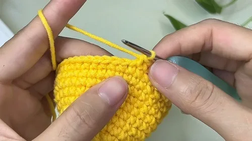 Magician chicken amigurumi keychain crochet pattern β photo 4