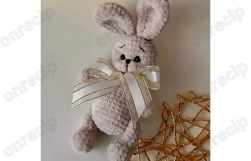 Mini bunny amigurumi crochet pattern for small hands