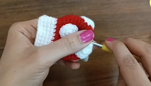Amigurumi Mushroom Key Cover Crochet Pattern — photo 3