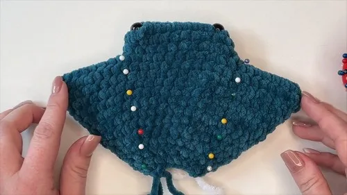 No-sew crochet stingray amigurumi with wings and tail — photo 2