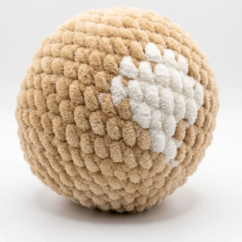 A plush bull calf amigurumi in chenille yarn — photo 3