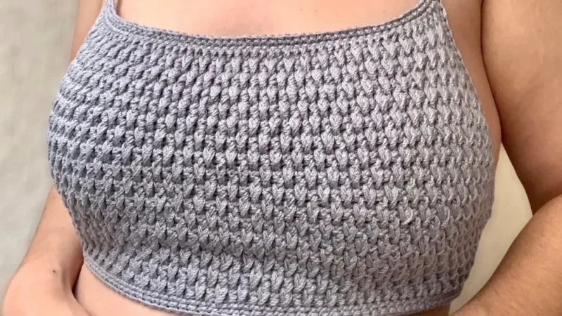 Raised stitch crochet top with crossback straps — photo 2