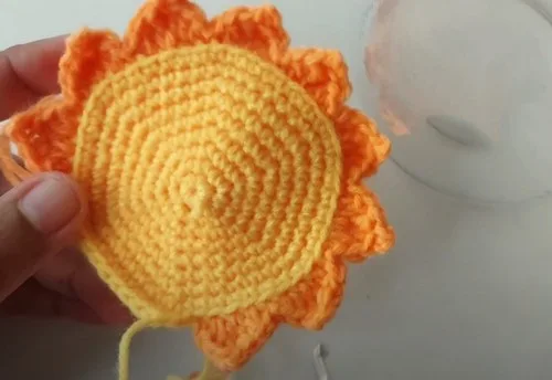 Little sun amigurumi keychain crochet pattern — photo 3