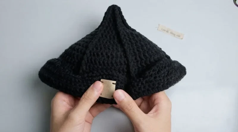 Textured post stitch elf hat crochet pattern — photo 3