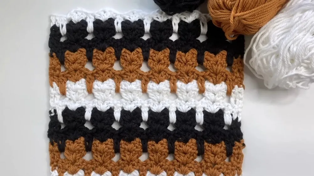 Cat stitch crochet pattern for a textured blanket