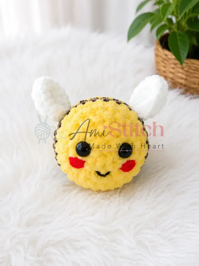 Plush bee amigurumi you can finish in one sitting β photo 2