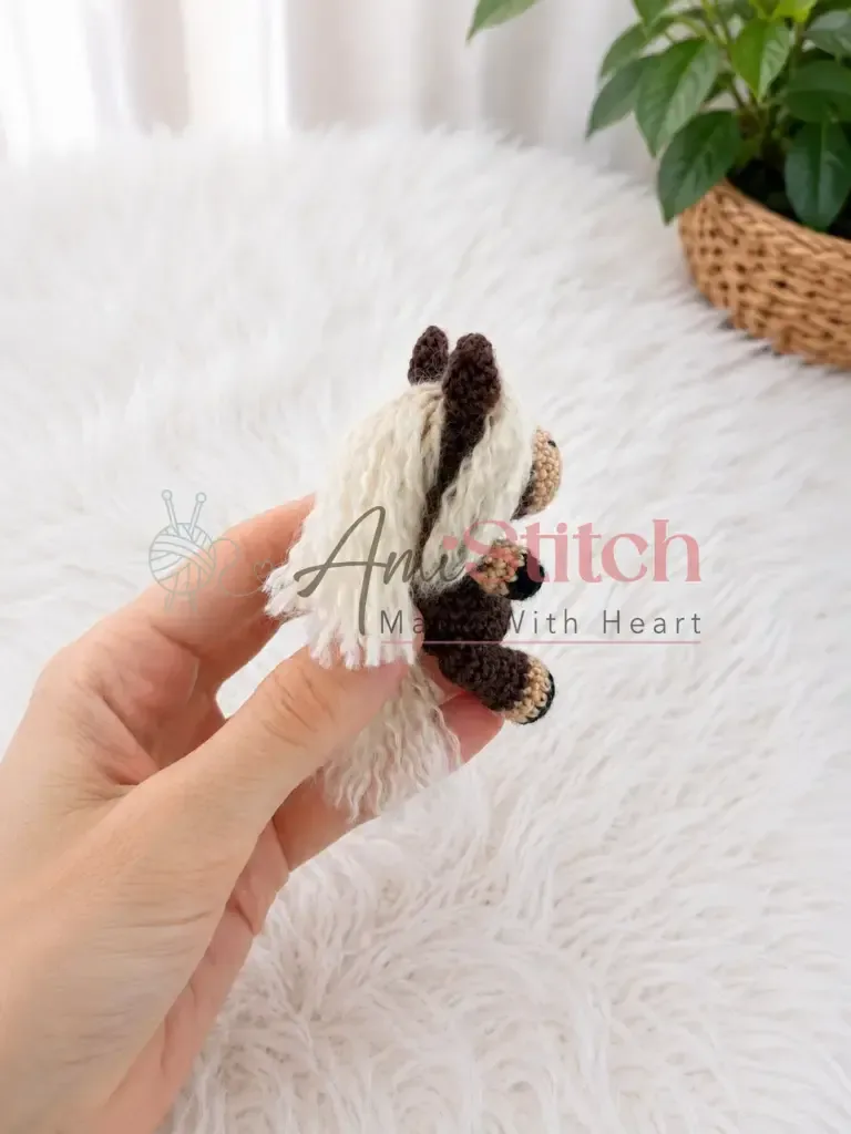 A tiny amigurumi horse pattern for your shelf — photo 3
